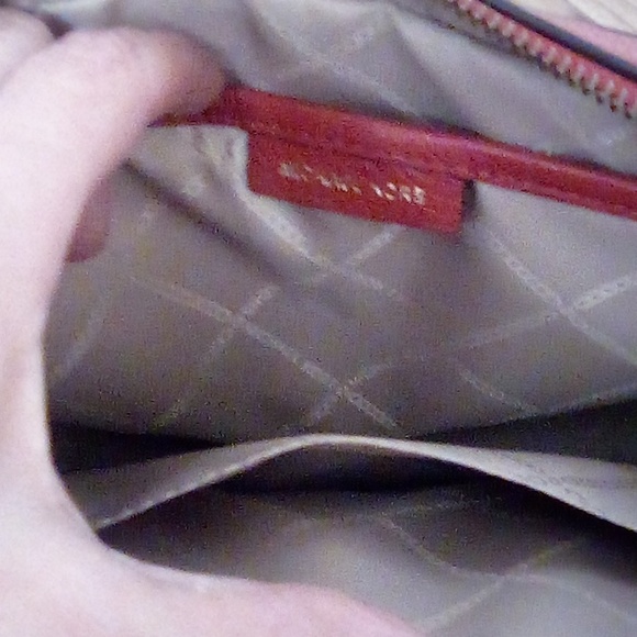 Michael kors nwots crossbody - Picture 4 of 5